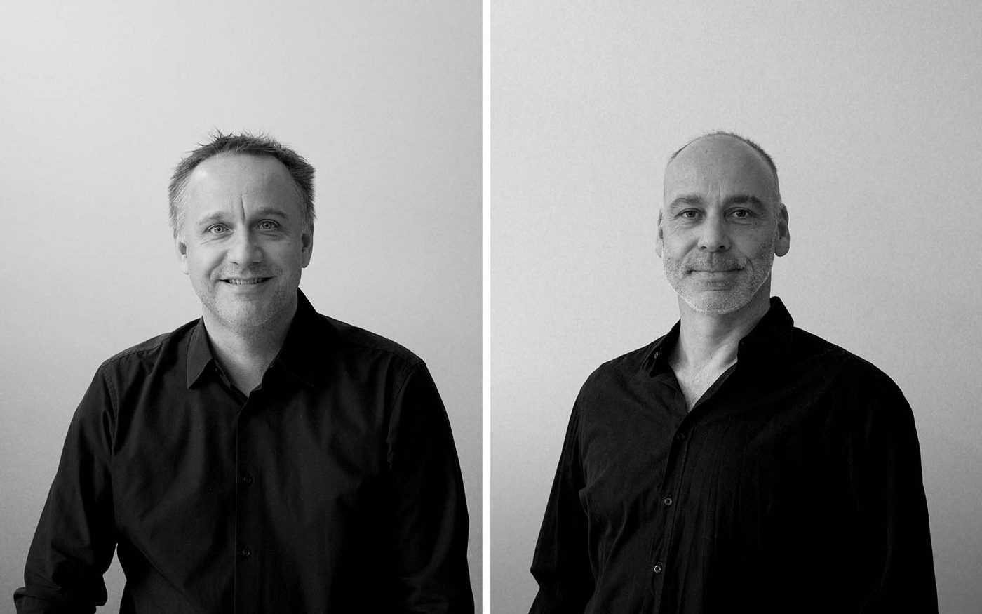 Schwarz-Weiß-Porträt der Partner Alexander Jungk und Tobias Wittig